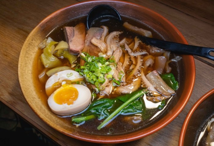 草屯牛肉麵 草屯牛肉麵