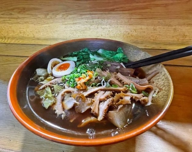 草屯牛肉麵 草屯牛肉麵