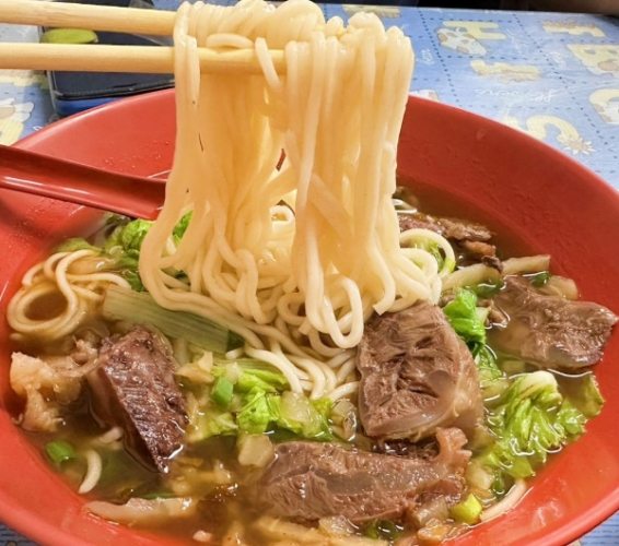 草屯牛肉麵 草屯牛肉麵