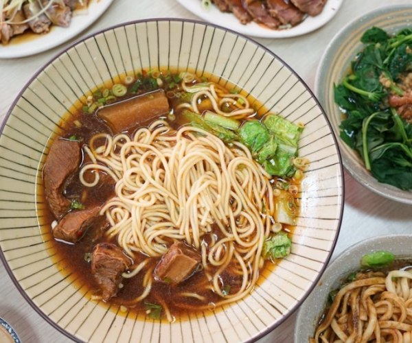 草屯牛肉麵 草屯牛肉麵
