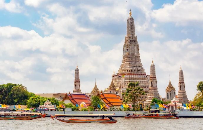 曼谷4天3夜行程